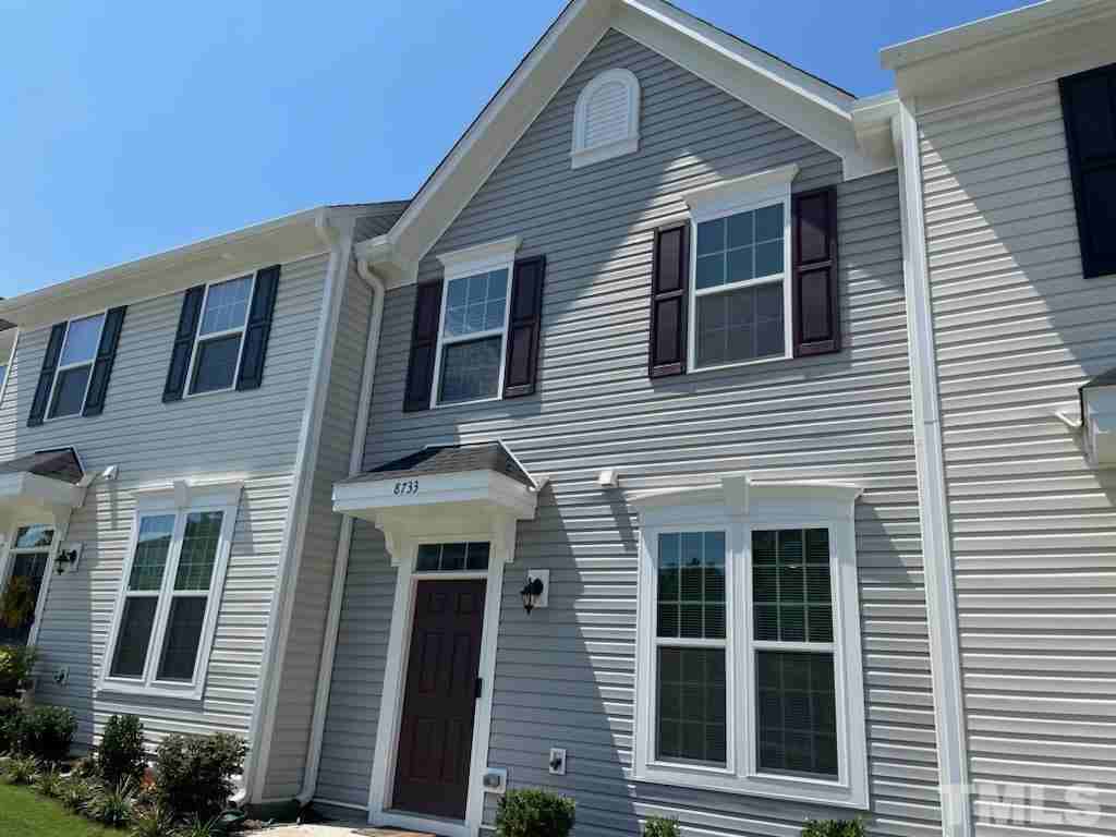 8733 Red Canyon Way - Photo 2 of 13