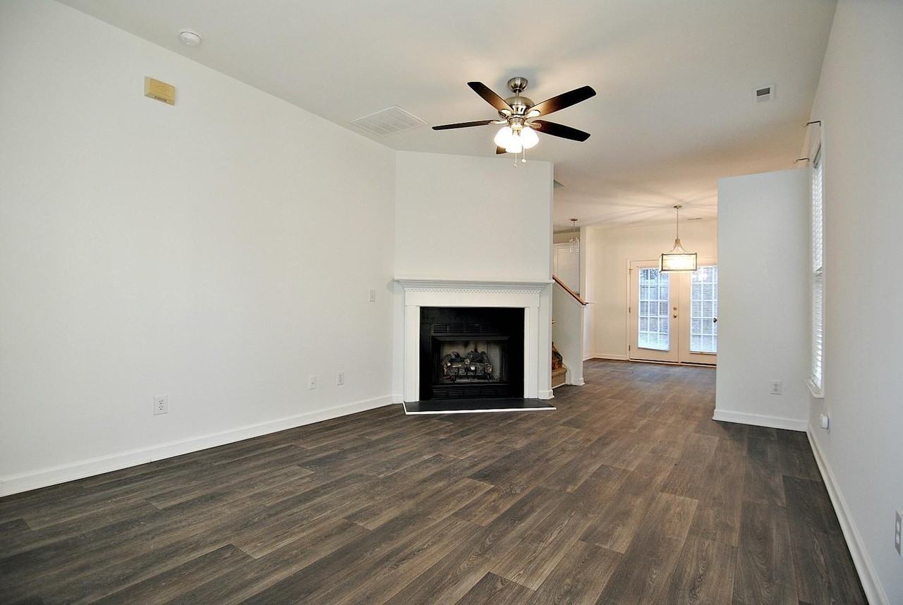 10824 Farmville Rd - Photo 3 of 19