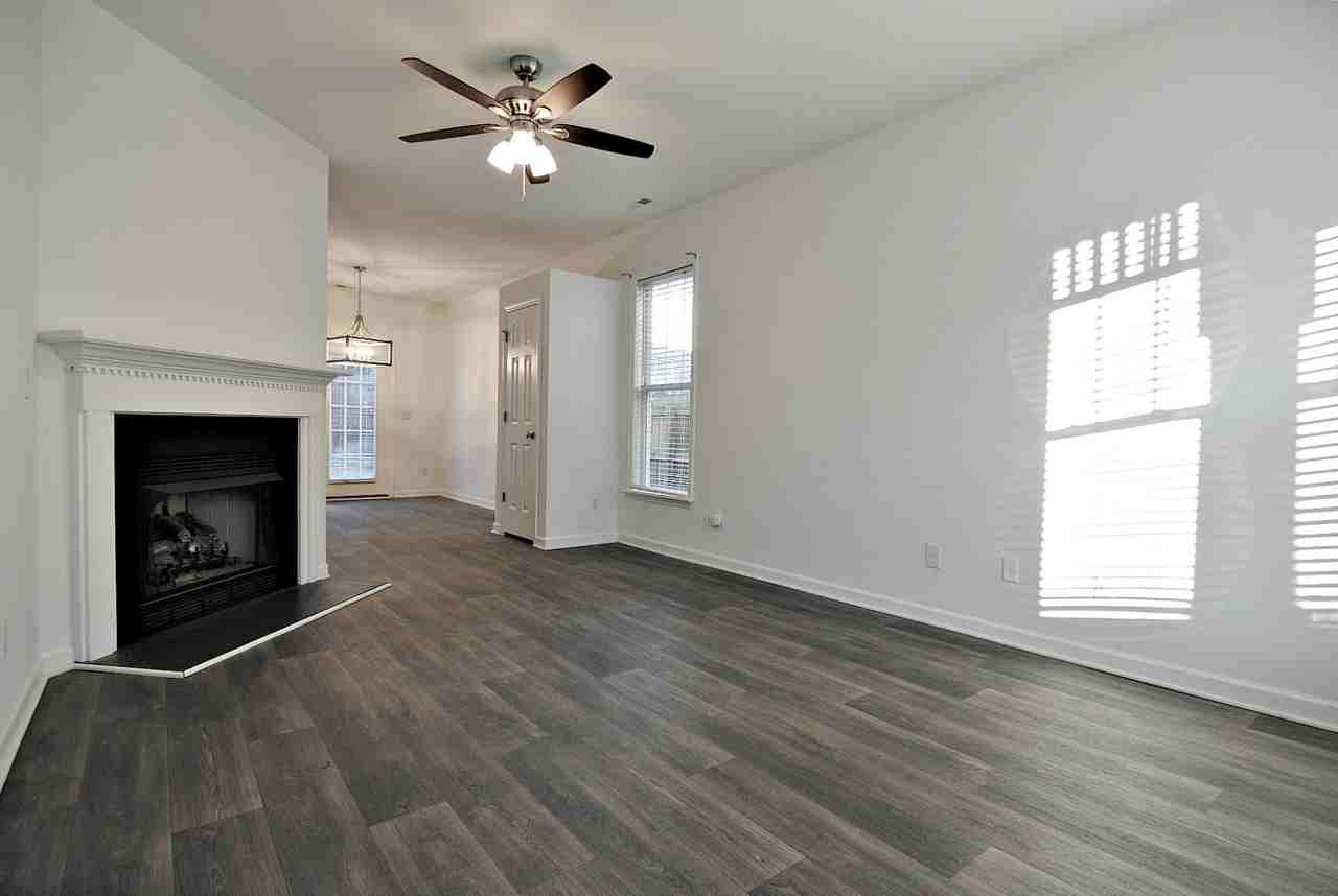 10824 Farmville Rd - Photo 4 of 19