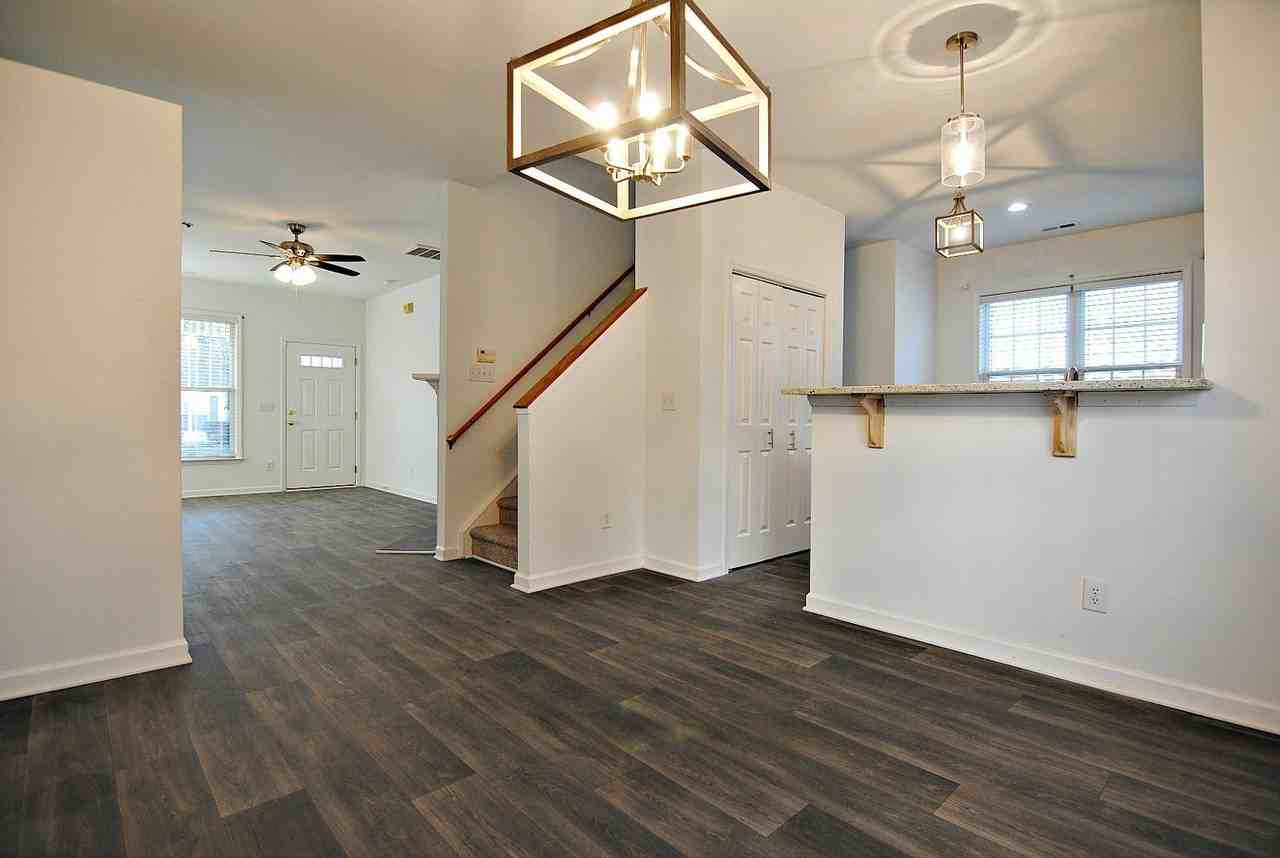 10824 Farmville Rd - Photo 6 of 19