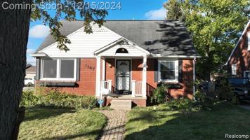 featured image of 1167 James K Blvd