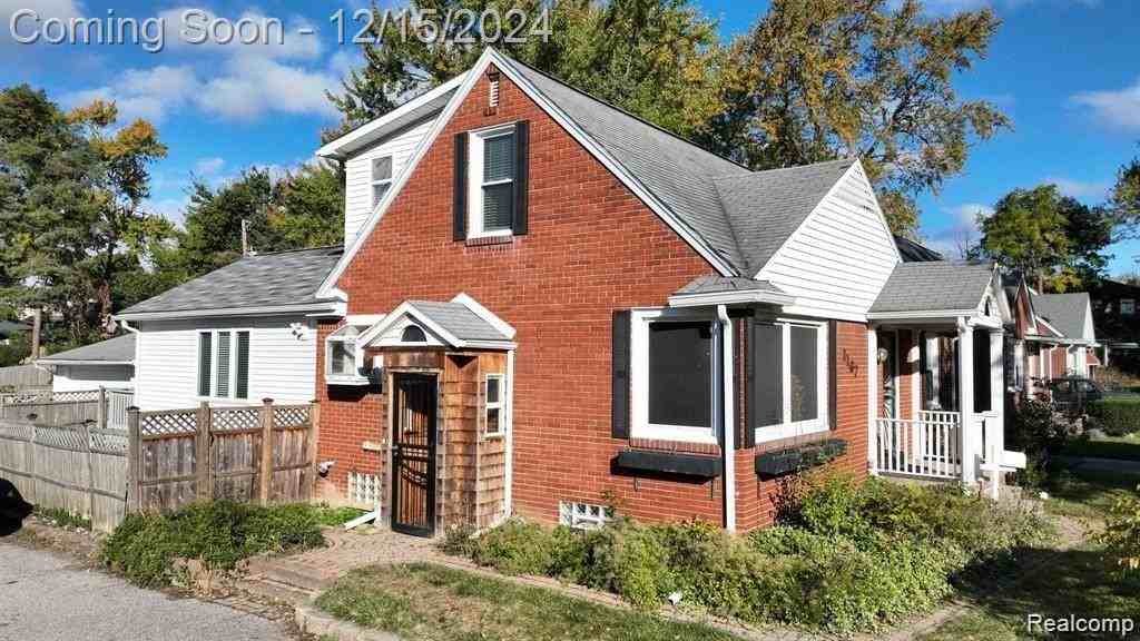 1167 James K Blvd - Photo 2 of 24