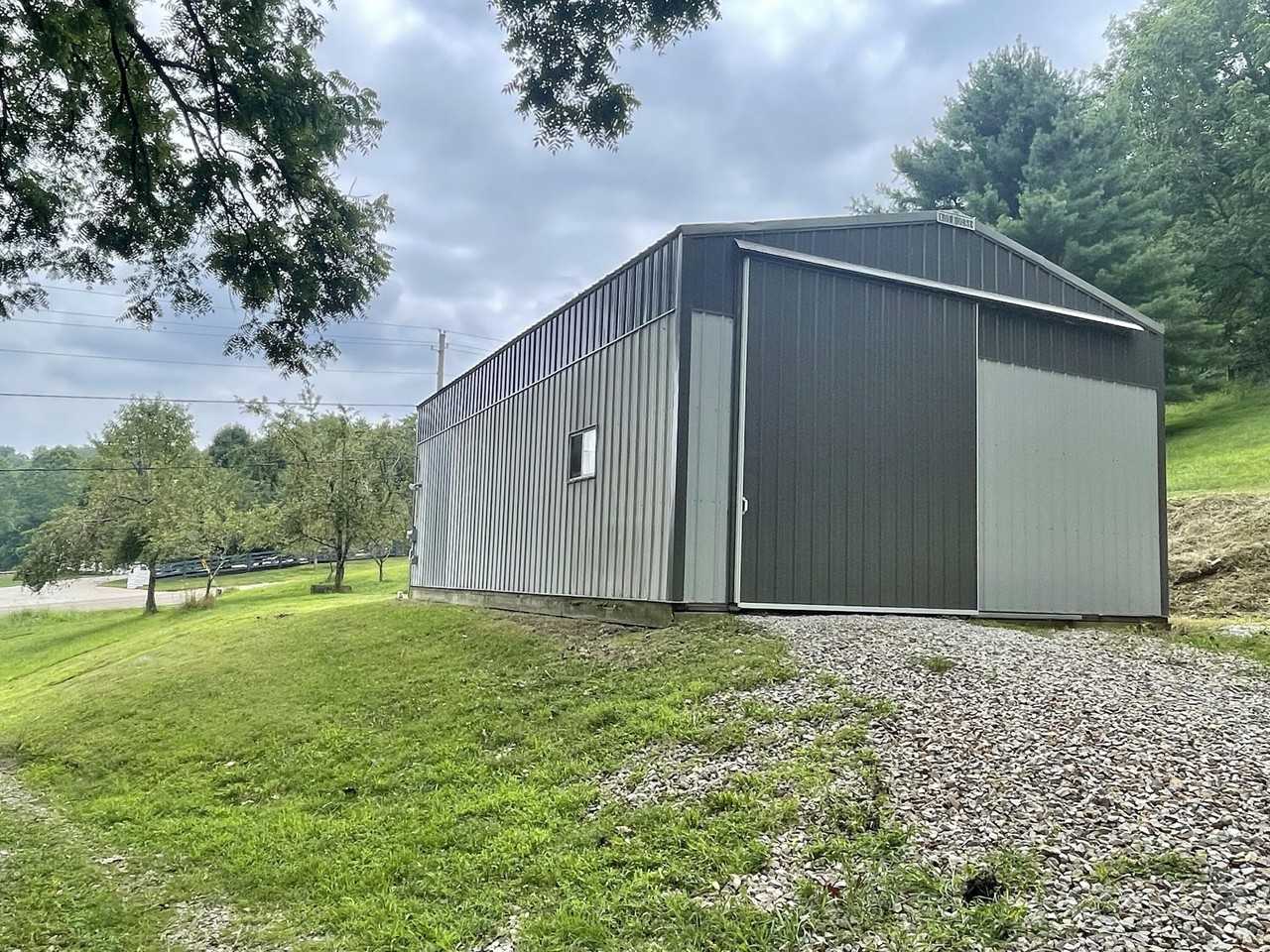 1965 Jones Rd - Photo 3 of 12