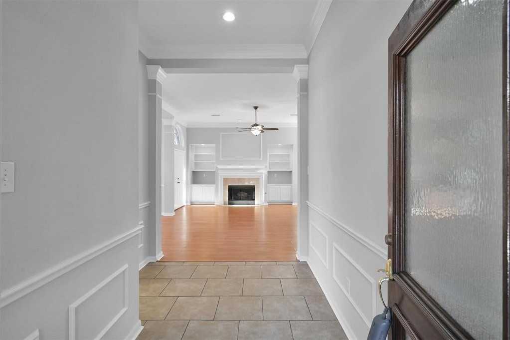 183 W Amberglow Cir - Photo 2 of 24