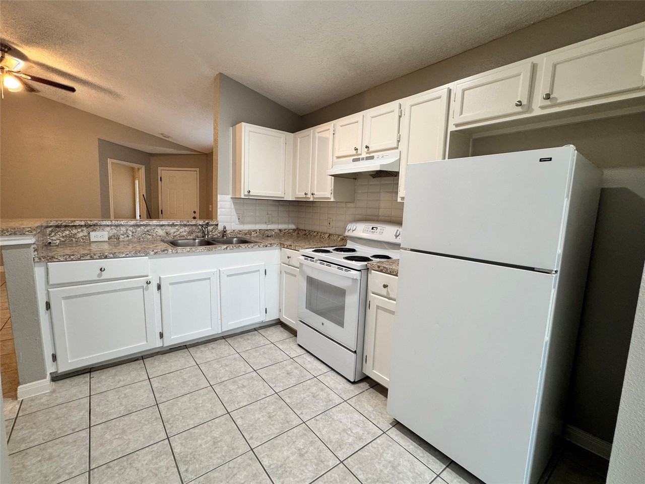 4626 Bryant Ridge Road - Photo 4 of 17