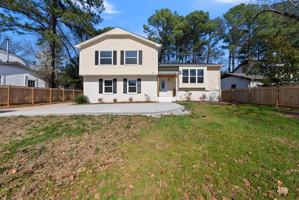 featured image of 20 Lynn Rd