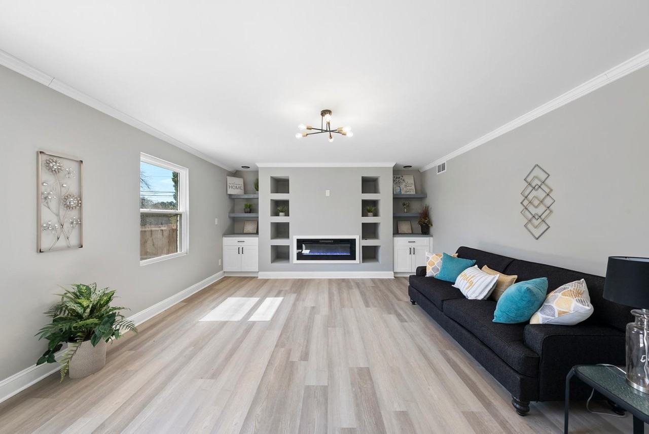 20 Lynn Rd - Photo 2 of 24