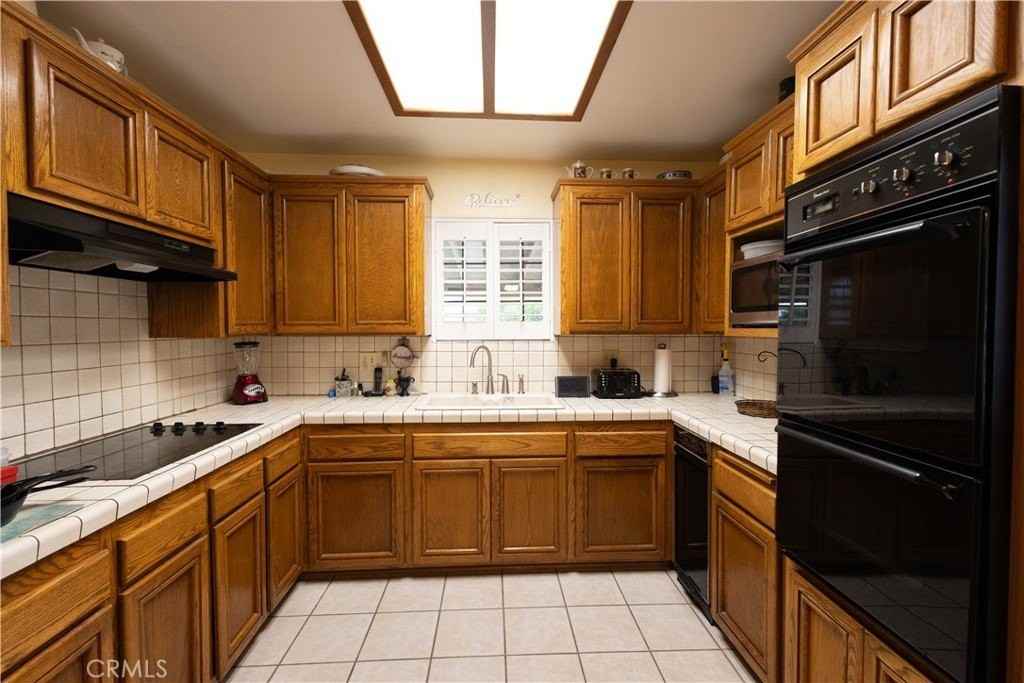 12452 Willet Ave - Photo 5 of 23