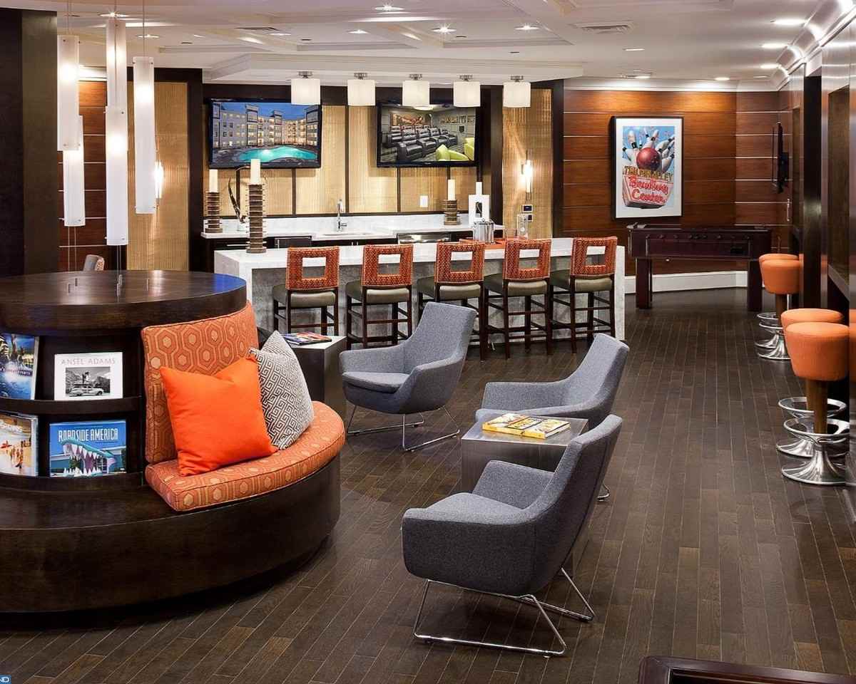 890 S Matlack St - Photo 4 of 15