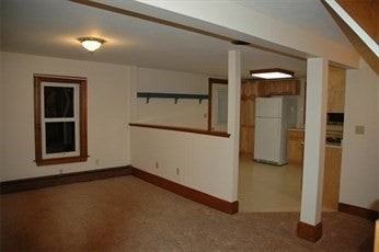 206 Mechanic St - Photo 4 of 18