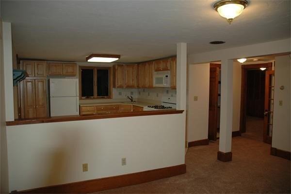 206 Mechanic St - Photo 5 of 18