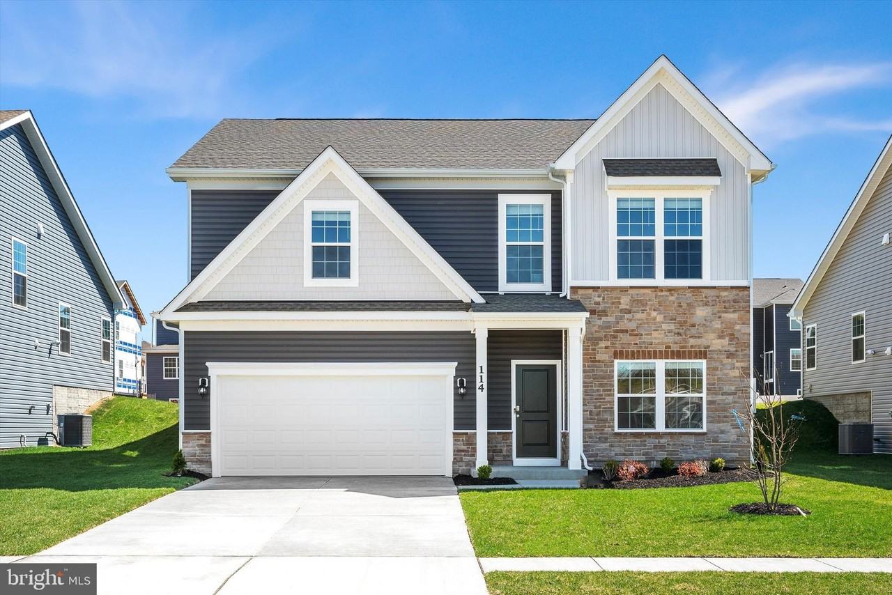 114 Clerkenwell Dr - Photo 3 of 36