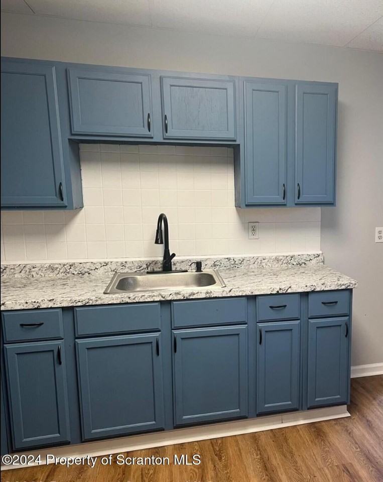 748 River St - Photo 6 of 12