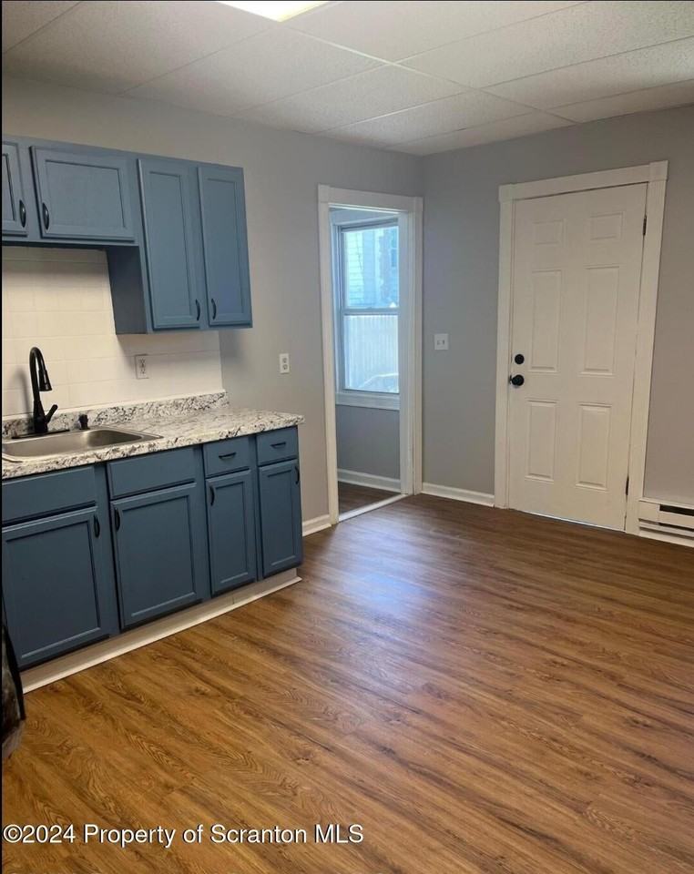 748 River St - Photo 7 of 12