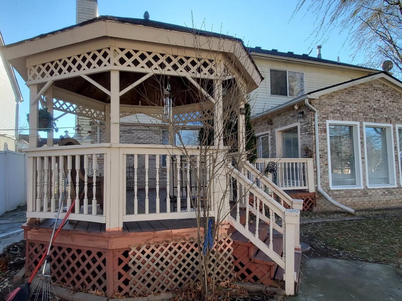 33568 Harvard Ave - Photo 5 of 32