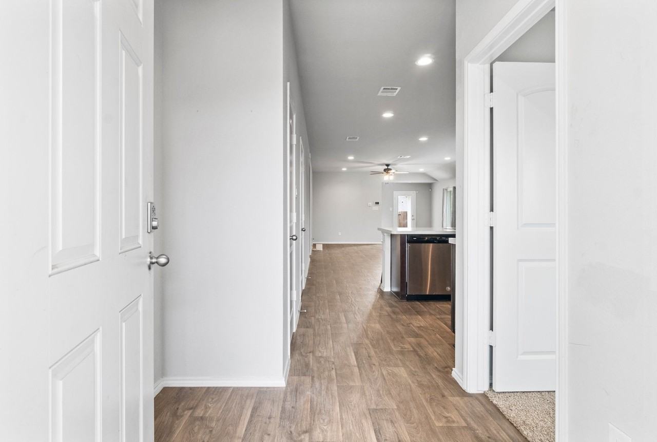 20922 Chestnut Crest St - Photo 4 of 29