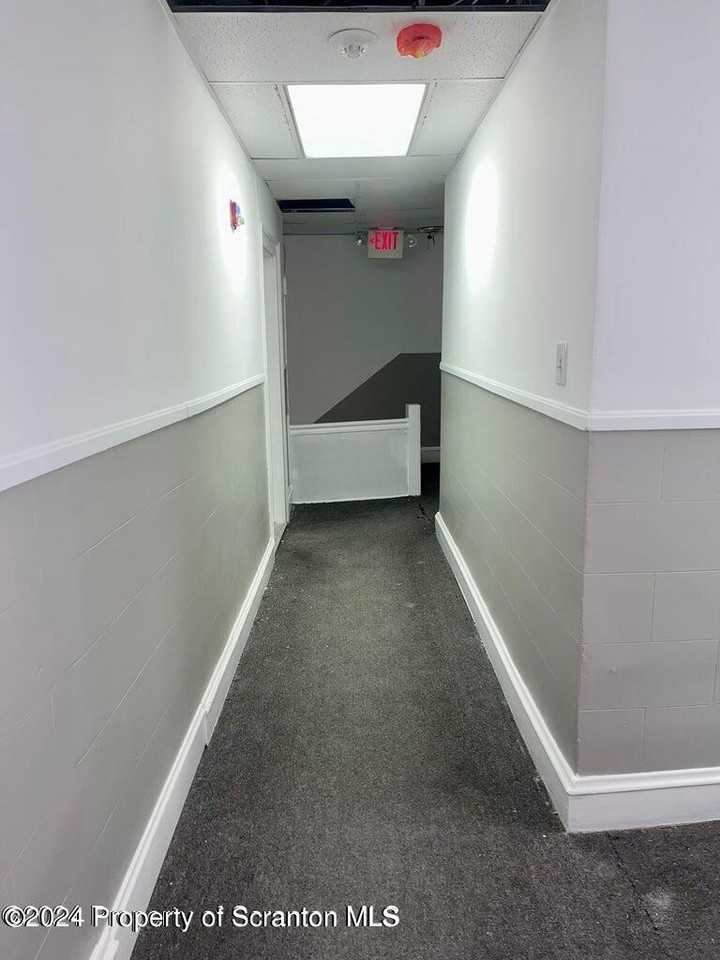 202 N Main Ave - Photo 2 of 16