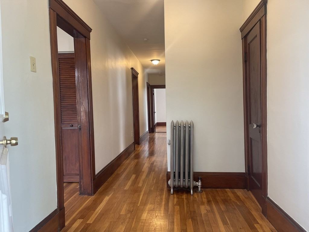 183 Mountain Ave ##1 - Photo 3 of 24