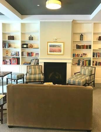 38 Levesque Dr - Photo 4 of 29