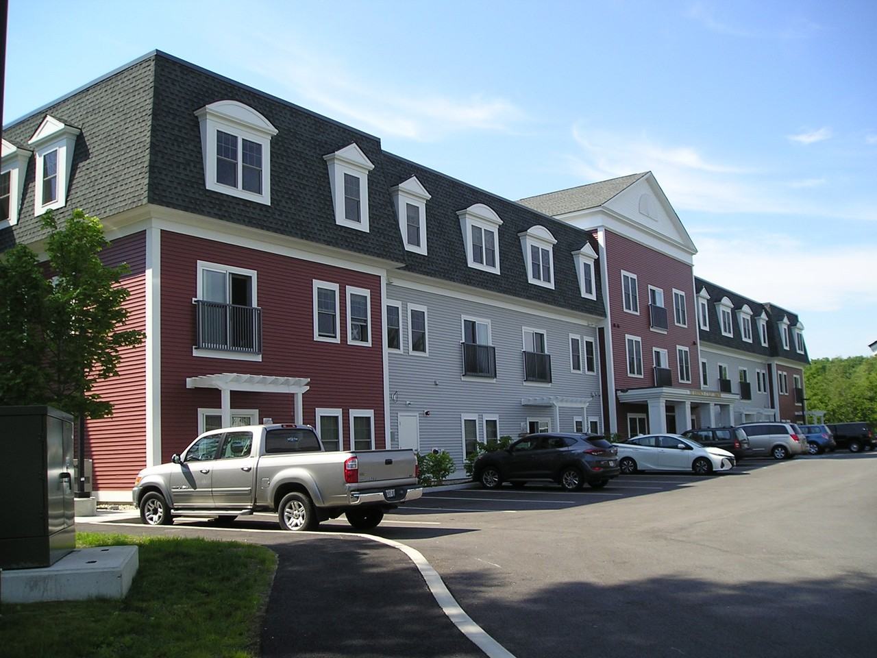 38 Levesque Dr - Photo 6 of 29