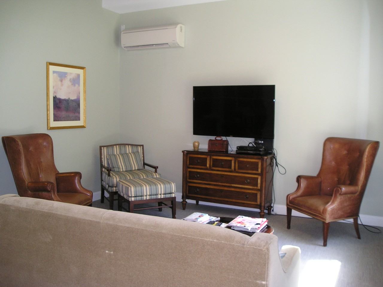 38 Levesque Dr - Photo 7 of 29