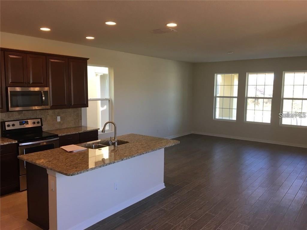 5923 Cypress Hill Road - Photo 4 of 18