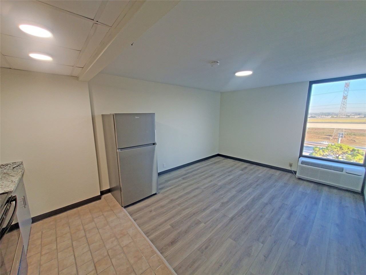 702 N Sam Houston Pkwy E - Photo 3 of 6