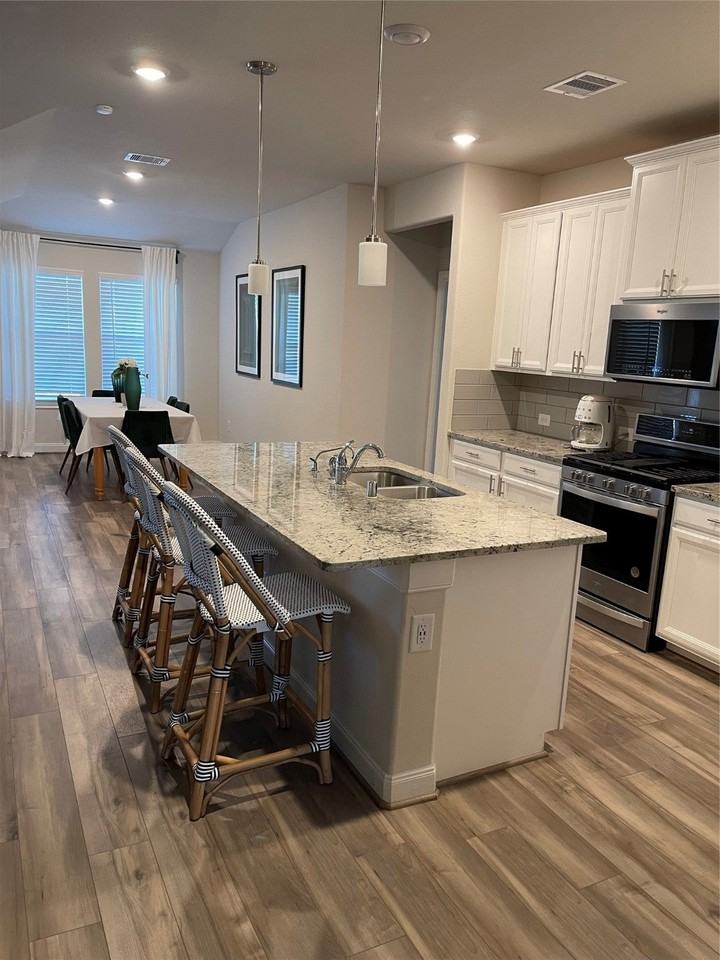 4310 Reese Ravine Ln - Photo 3 of 21