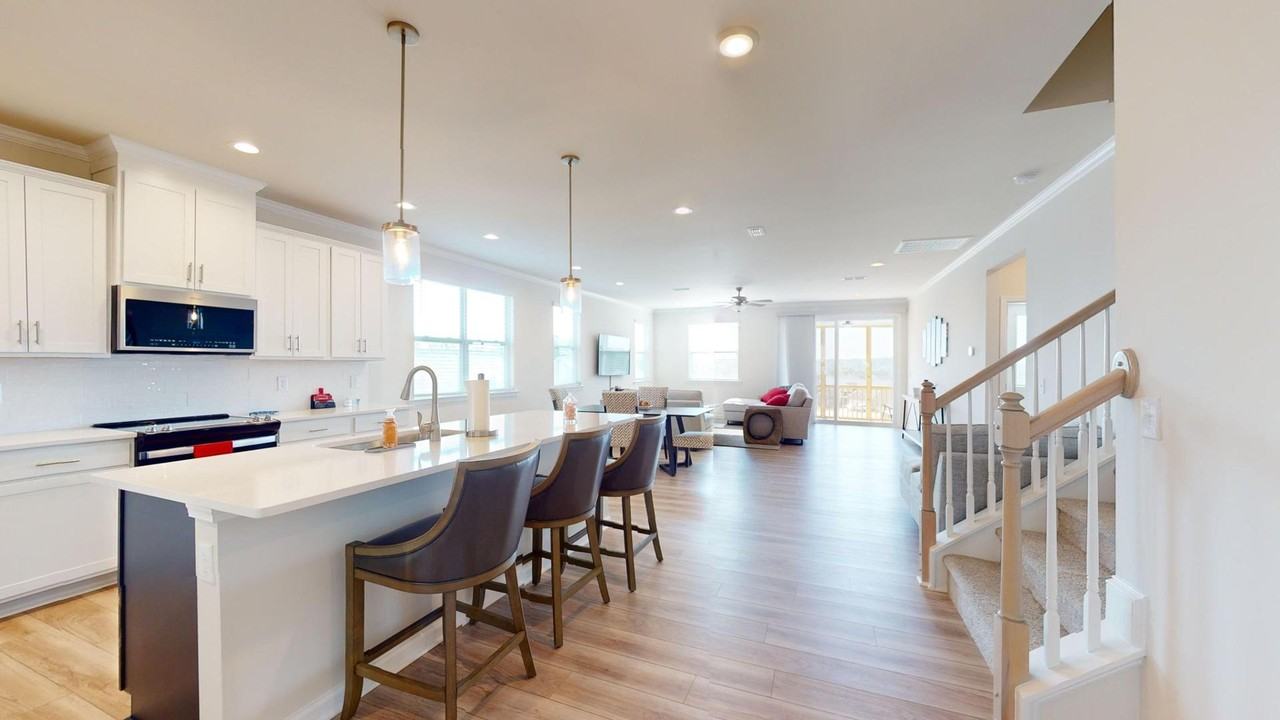 41 Kingsford Ln - Photo 6 of 50