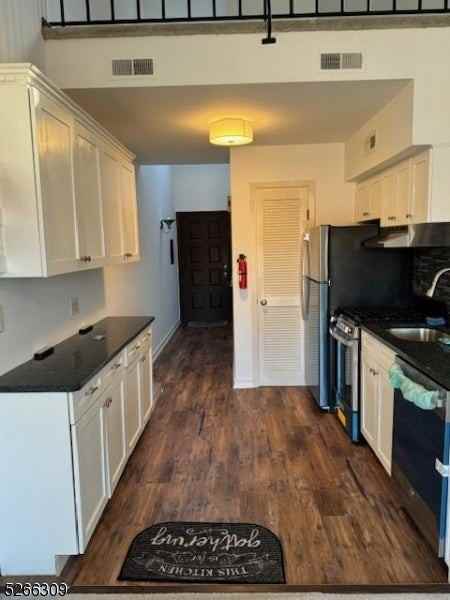 2 Alta Ct - Photo 2 of 10