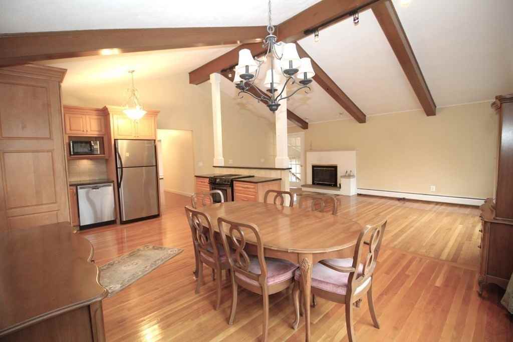 4 Sherwood Ln - Photo 7 of 29