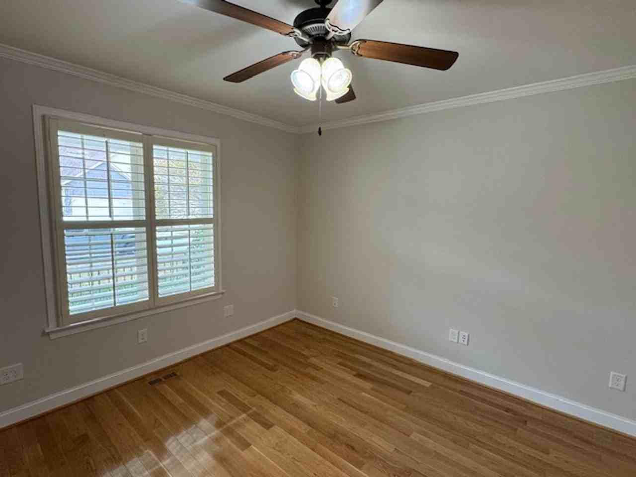 8012 Crookneck Dr - Photo 7 of 48