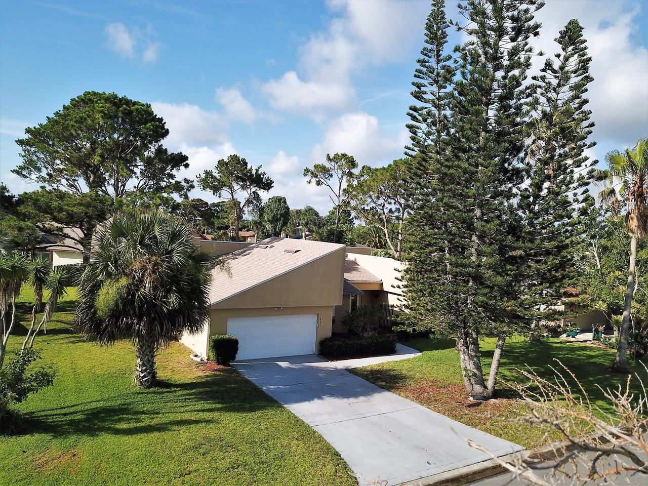 841 Preston Trl - Photo 2 of 24
