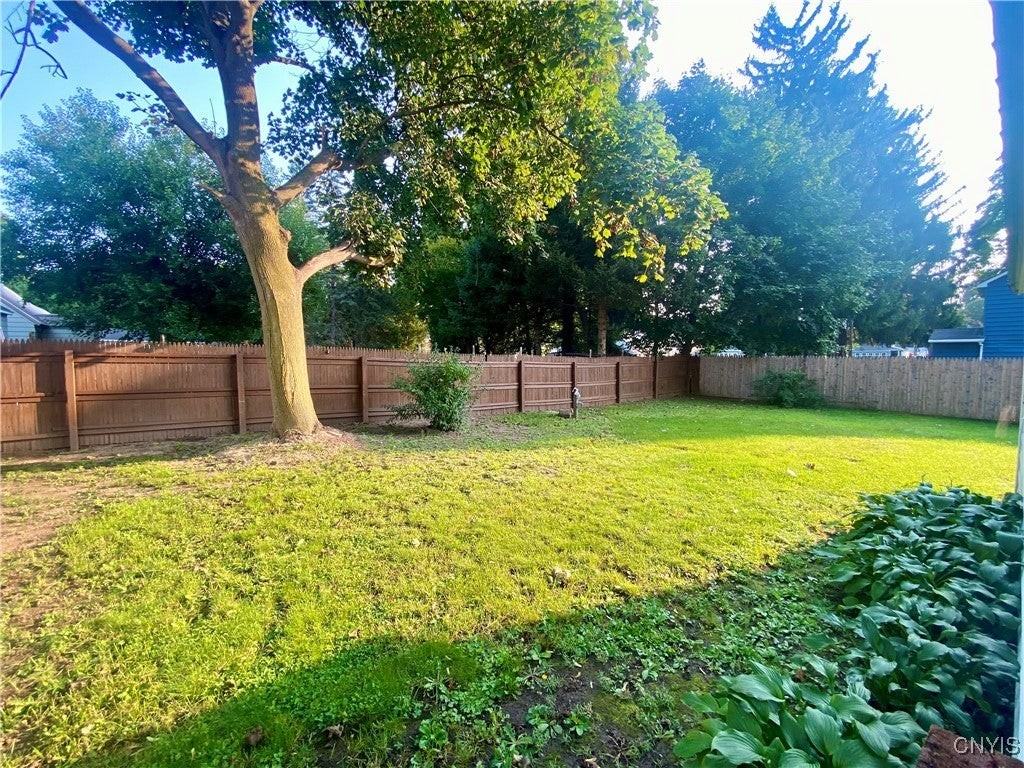 104 Breman Ave - Photo 5 of 21