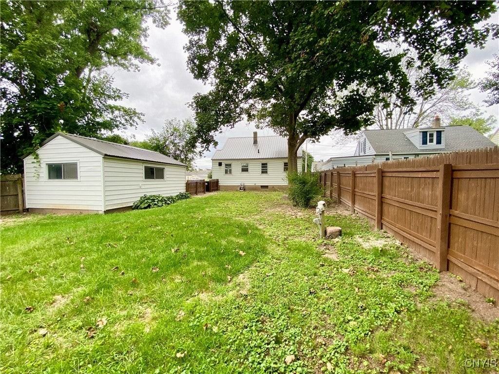 104 Breman Ave - Photo 6 of 21