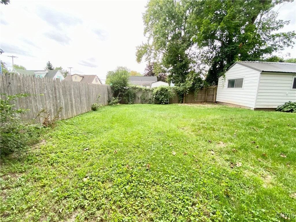 104 Breman Ave - Photo 7 of 21