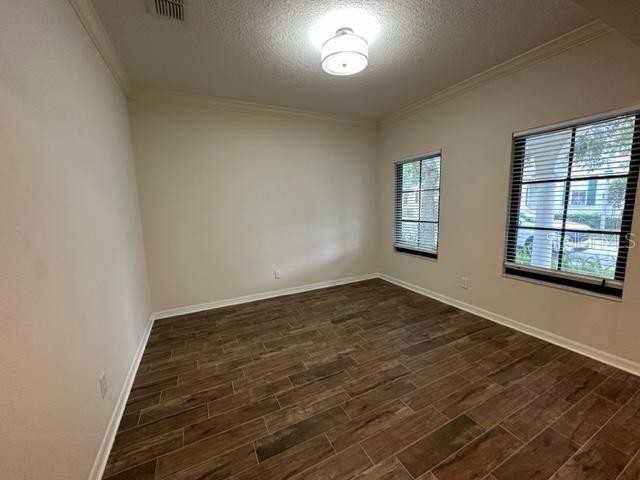 906 Pawstand Road - Photo 4 of 50