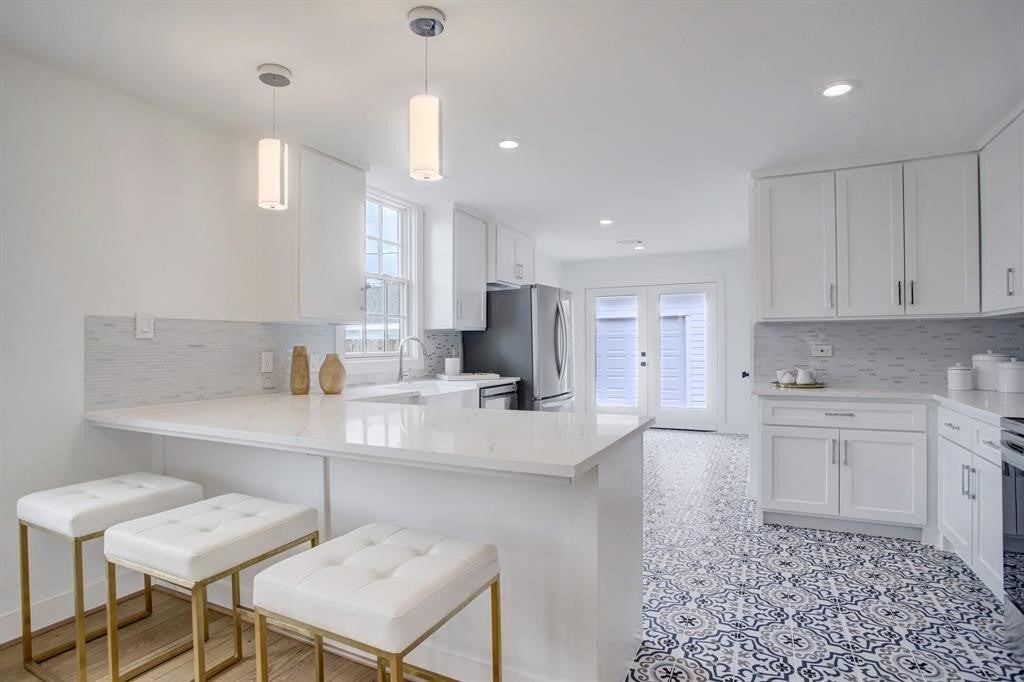 1618 Tabor St - Photo 5 of 22