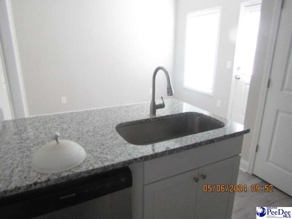 2878A Jubilee Dr - Photo 3 of 10