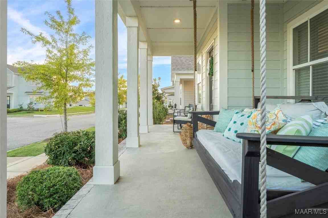 3216 Meriwether Dr - Photo 3 of 28