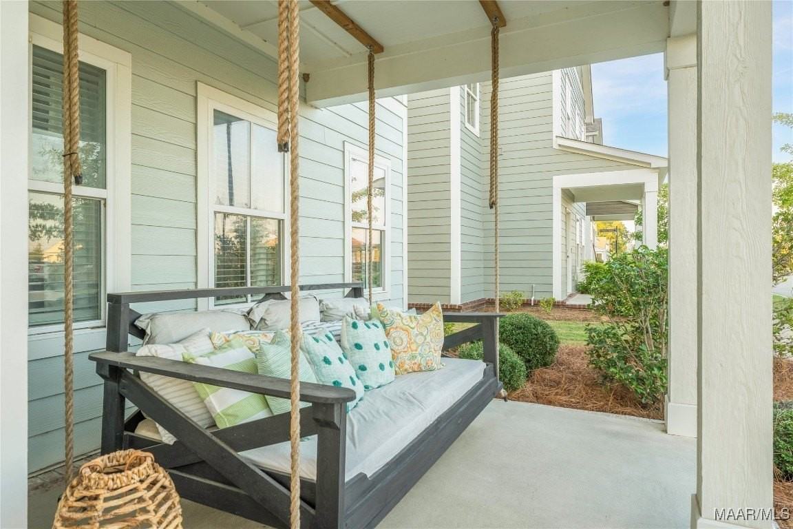 3216 Meriwether Dr - Photo 4 of 28