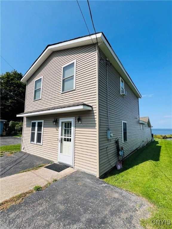 1207 Black Point Rd - Photo 2 of 19