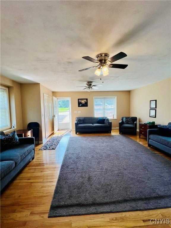 1207 Black Point Rd - Photo 5 of 19