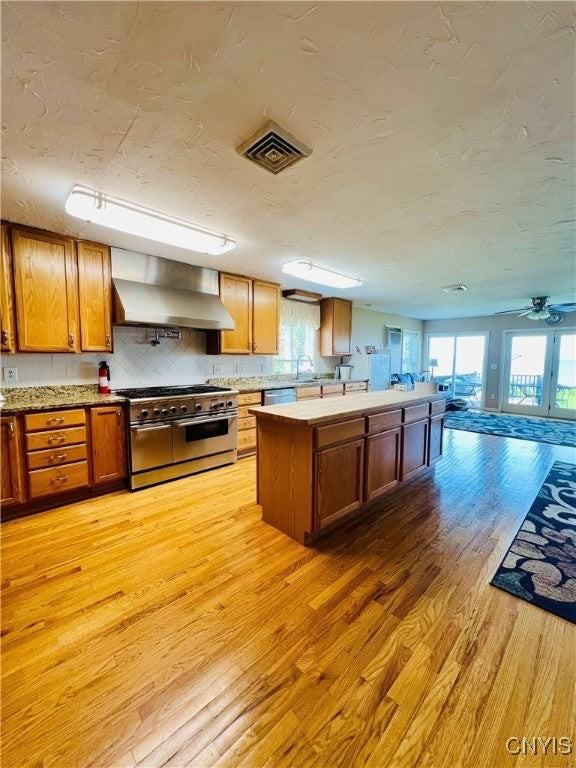 1207 Black Point Rd - Photo 6 of 19