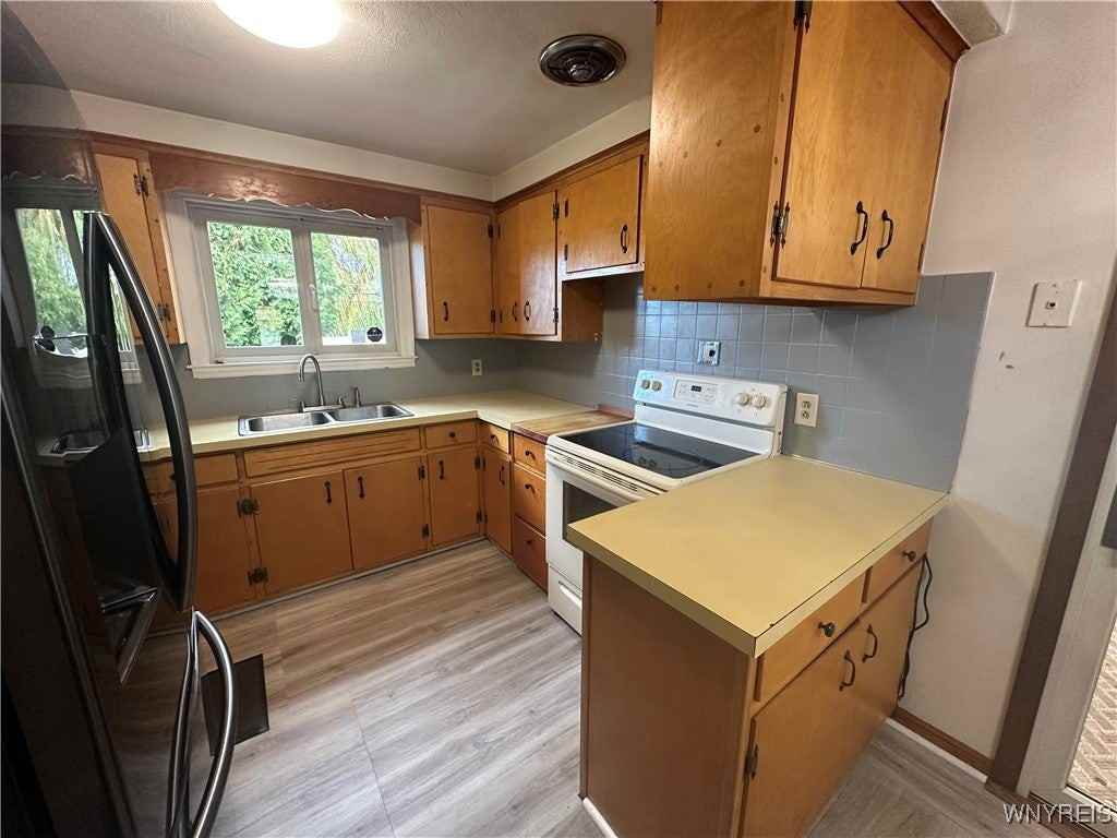 34 Hilton Blvd - Photo 6 of 20