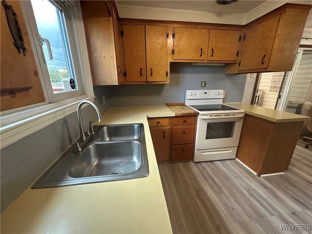 34 Hilton Blvd - Photo 7 of 20