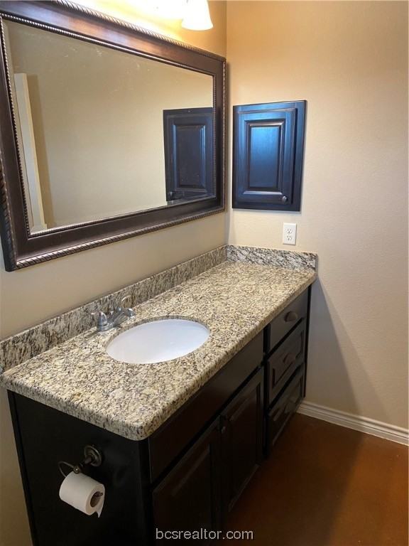 100 Knox Dr - Photo 7 of 50