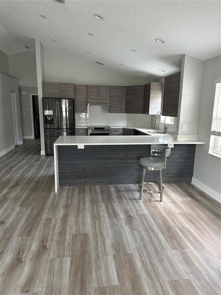 3405 Maple Hammock Dr - Photo 3 of 25