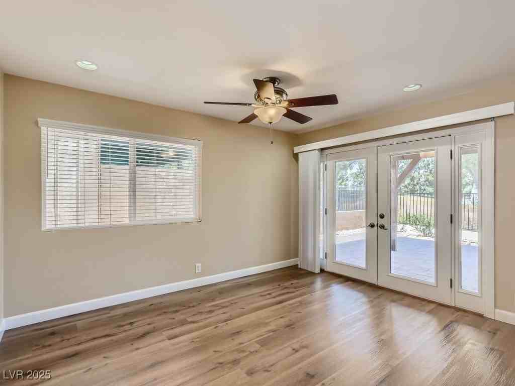 3173 Bel Air Dr - Photo 7 of 18