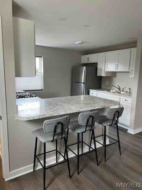 330 Mang Ave - Photo 5 of 10